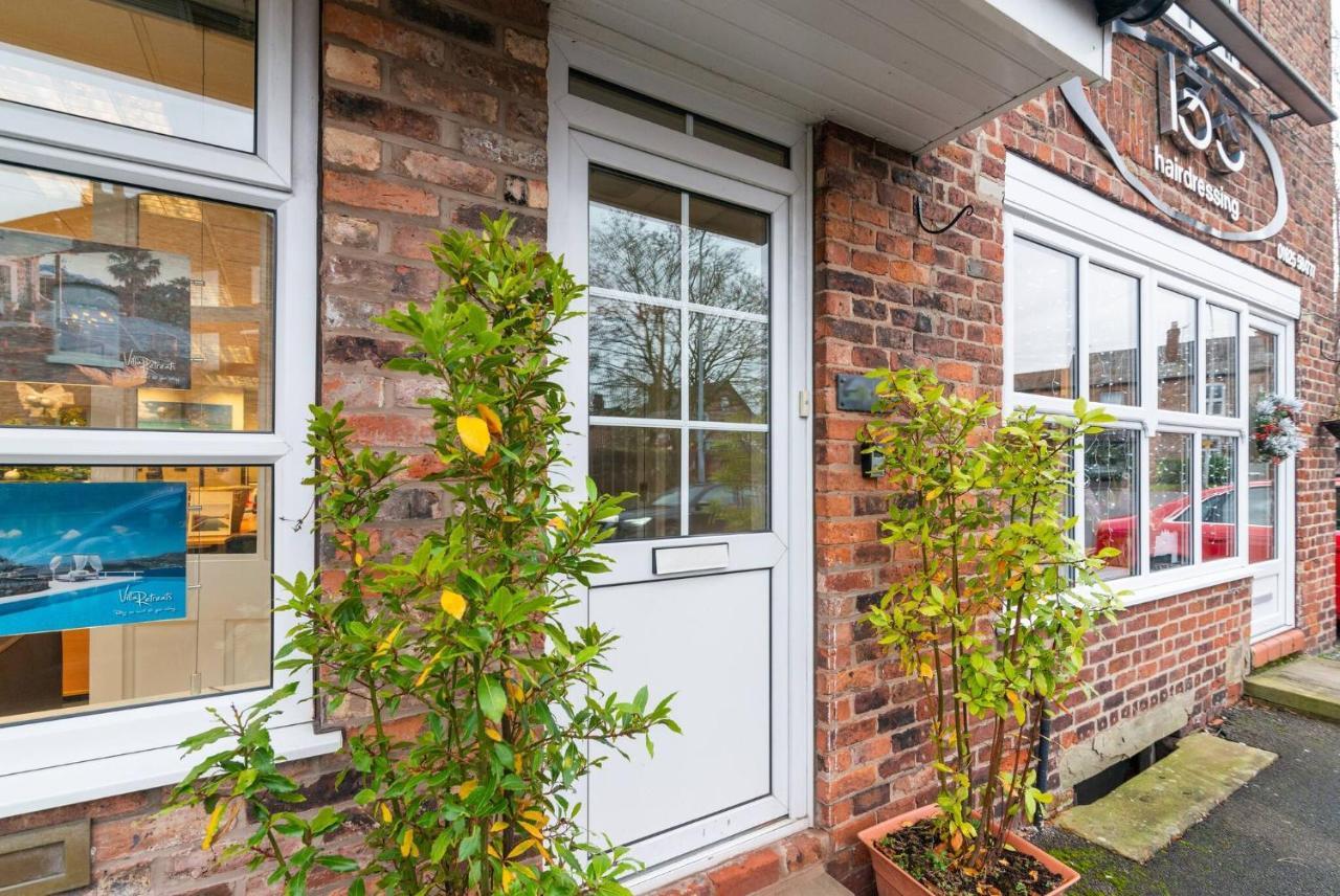 Modern Living 2 Bedroom Apartment South Wilmslow Eksteriør billede